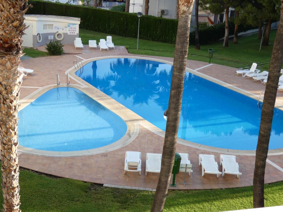 Coliseo Albir Beach 알비르 외부 사진